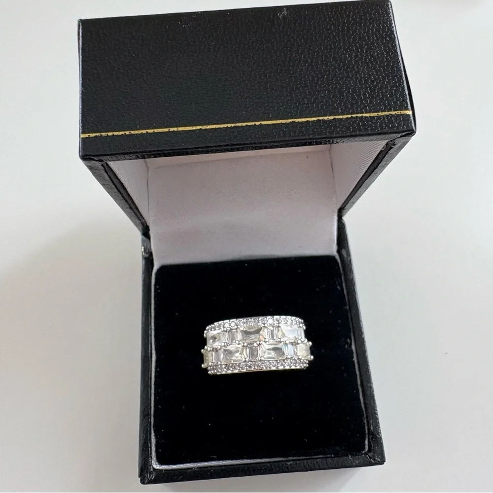 Bomb Party Wrapped in Love Ring RG54578 Lemon CZ Rhodium Plating - Picture 3 of 6